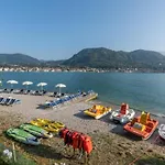 Bilocale Διαμέρισμα *