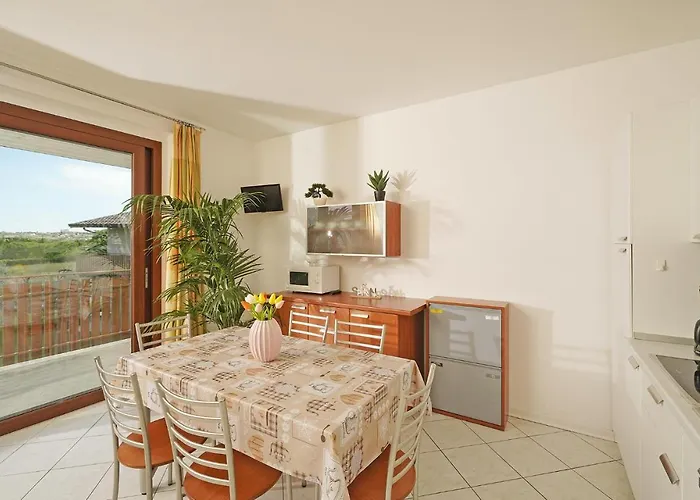 Apartament Bilocale Raffa